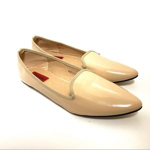 LONDON REBEL Nude Paten Leather Pointy Flats